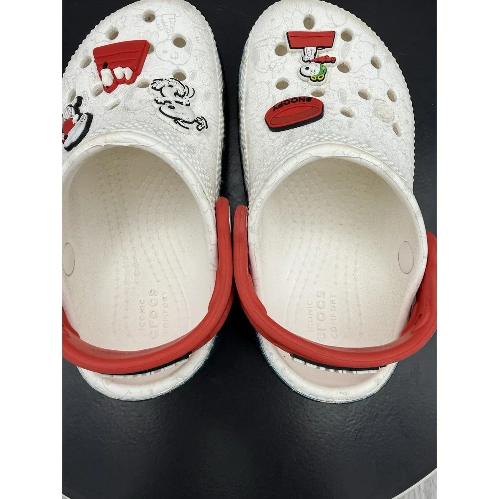 Crocs x Peanuts Classic Clog Toddler Size C8 Snoopy and Joe Cool Slip On Sandals
